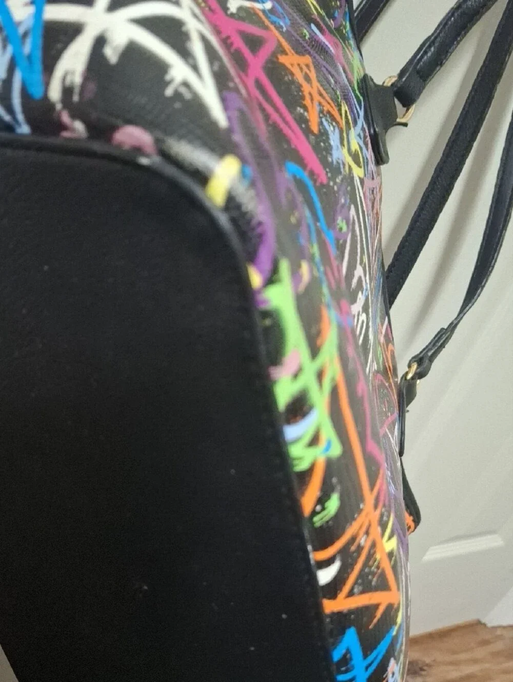 Betsey Johnson Black Multicolor Graffiti Heart Tote - Picture 8 of 15
